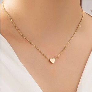Heart charm necklace